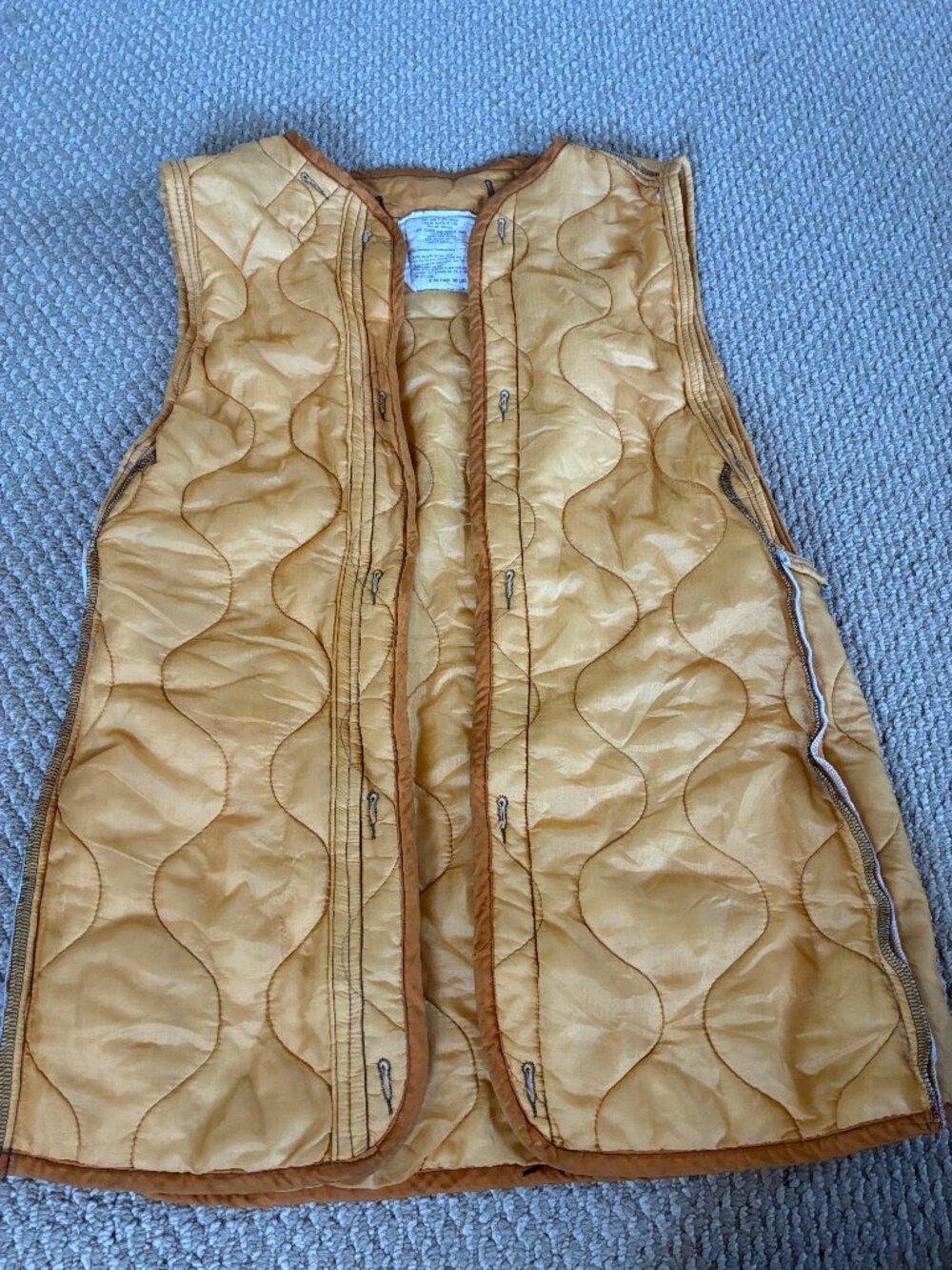 USGI Liner Extreme Cold Weather Parka NSN 8415-00-782-2884 Size Large Gibralter